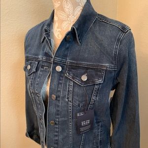 GAP Blue Denim Jacket NWT Size Medium